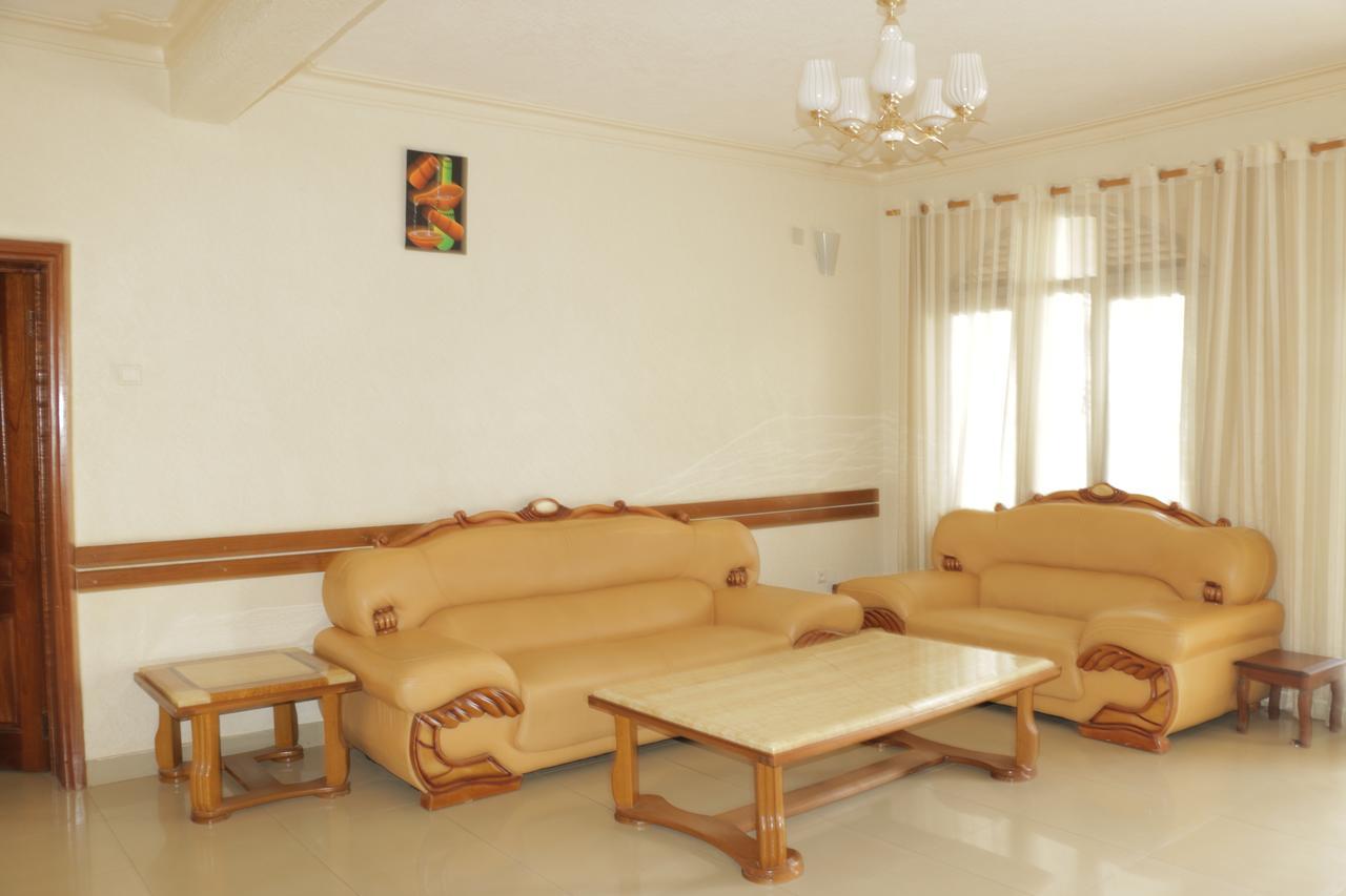 קיגאלי Corina K Guest House מראה חיצוני תמונה